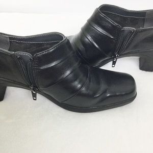 aerosoles sawcurity bootie